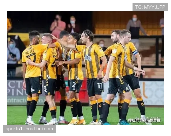 富勒姆三球完胜狼队 终结联赛四连败颓势